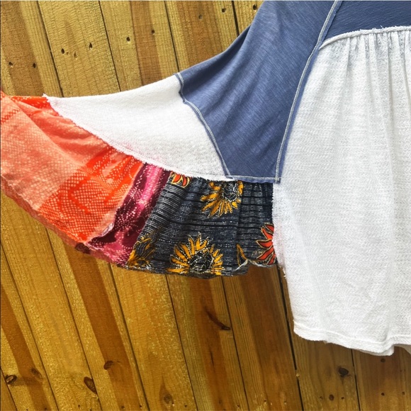 Free People🦋We the Free Friday Fever Patchwork Top Bell Sleeve - Picture 6 of 8